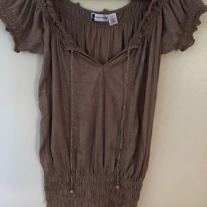 V - neck short sleeve